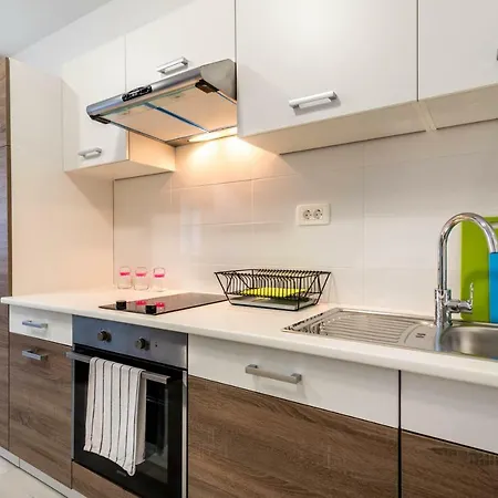 Apartman Paola アパート