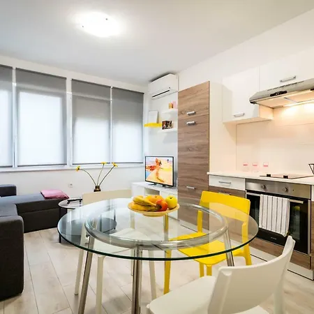 Apartman Paola Apartment